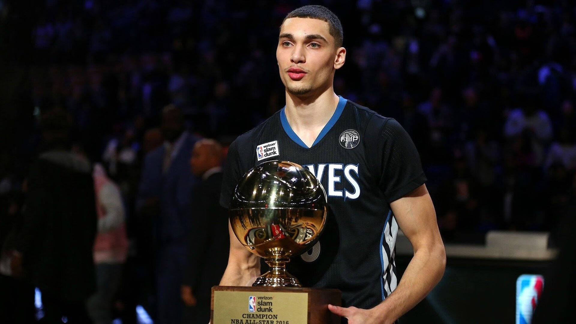 _魔术队不懈追求，训练场勤奋不止_，魔术队百度百科